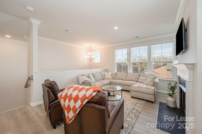 Building Photo - 6027 Towering Oaks Dr