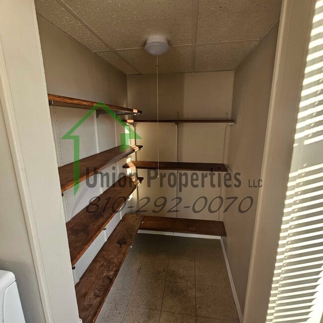 Building Photo - 518 Glenwood Ave