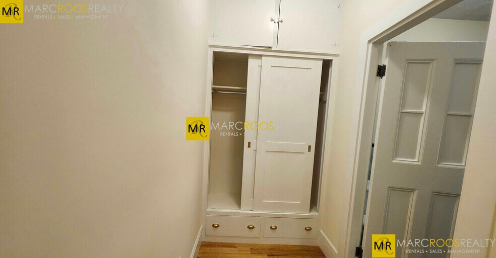 Building Photo - 507 Beacon St