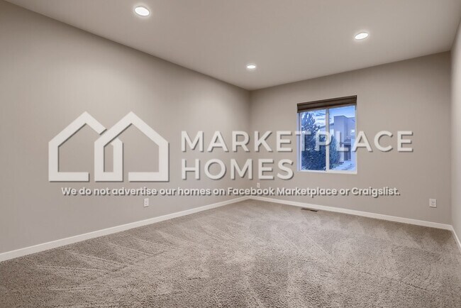 Building Photo - 10803 Sedalia Cir