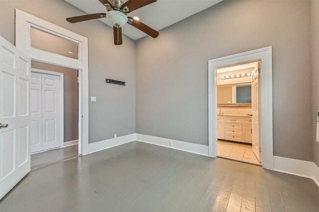 Building Photo - 2914 Avenue K