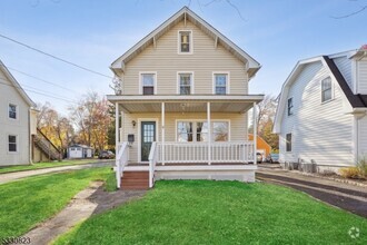 Building Photo - 9 Belmont Ave