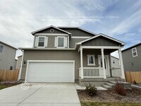 Building Photo - 7211 Dolores Ave