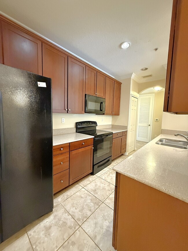 Building Photo - 8256 Maritime Flag St