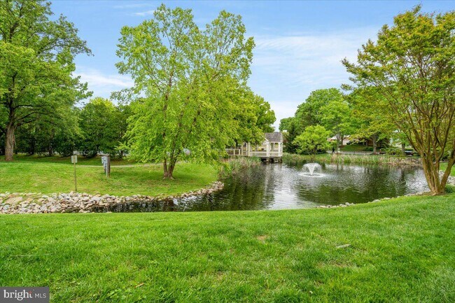 Building Photo - 6562 Sand Wedge Ct