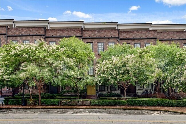 Building Photo - 345 Glen Iris Dr NE