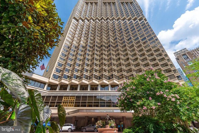 Building Photo - 210 W Rittenhouse Square