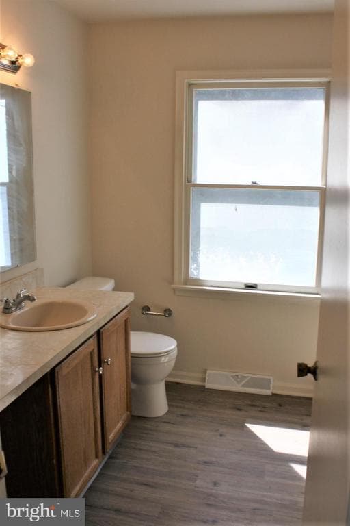 Building Photo - 516 Colgate Ct