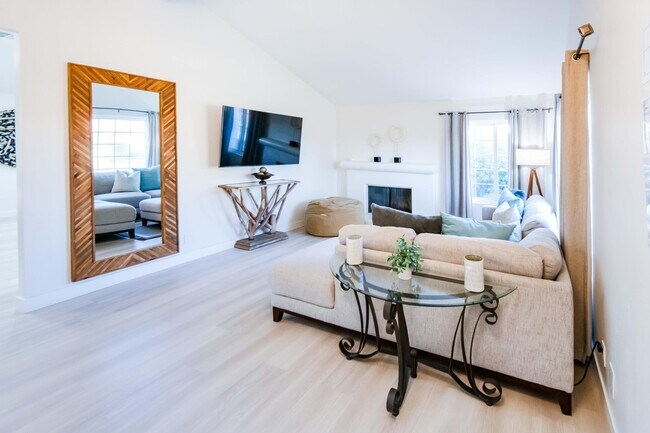 Building Photo - 79361 Port Royal Ave