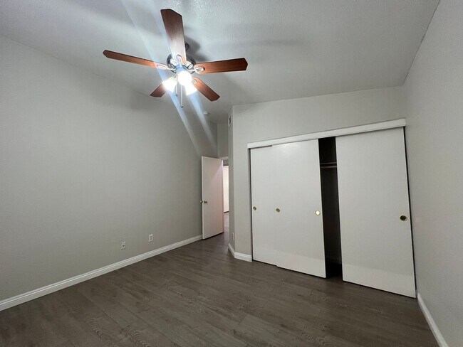 Building Photo - 2708 Ganzo St