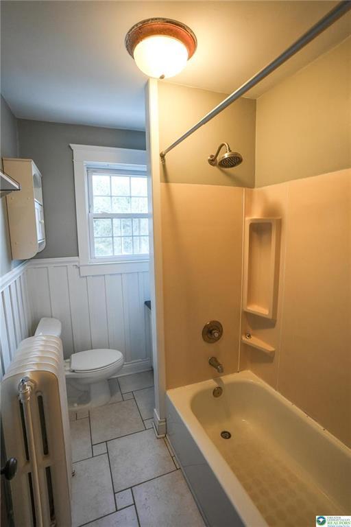 Building Photo - 628 Coal St