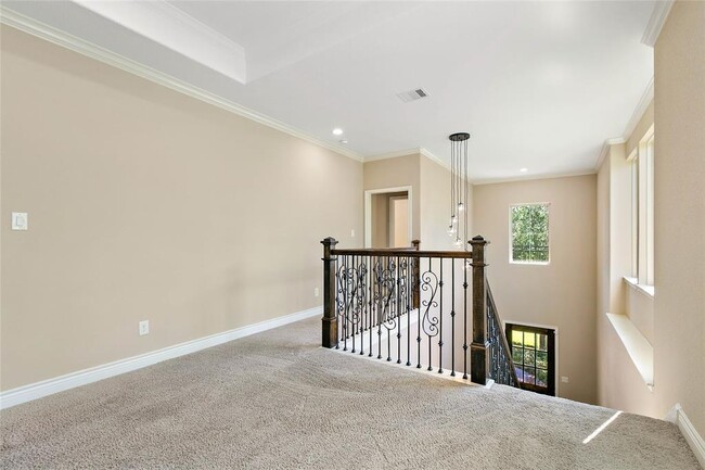 Building Photo - 68 Daffodil Meadow Pl