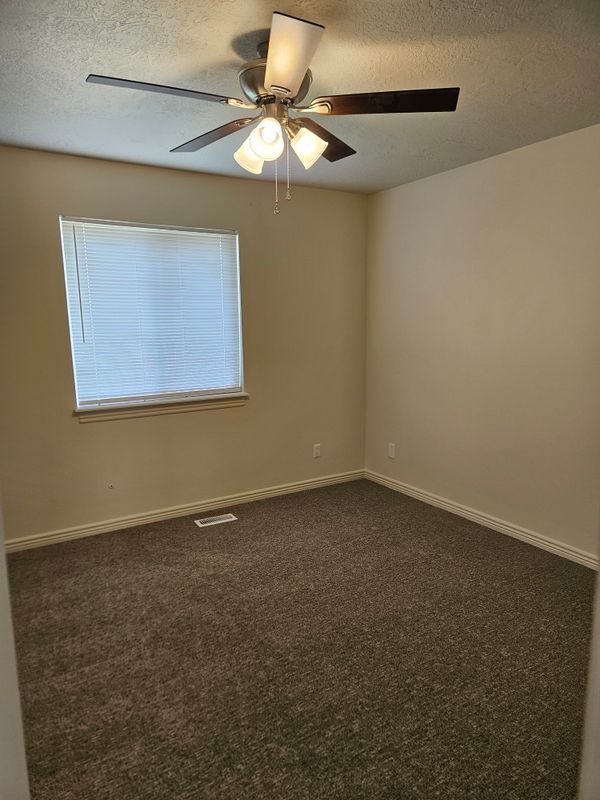 Building Photo - 1356 S 30 E