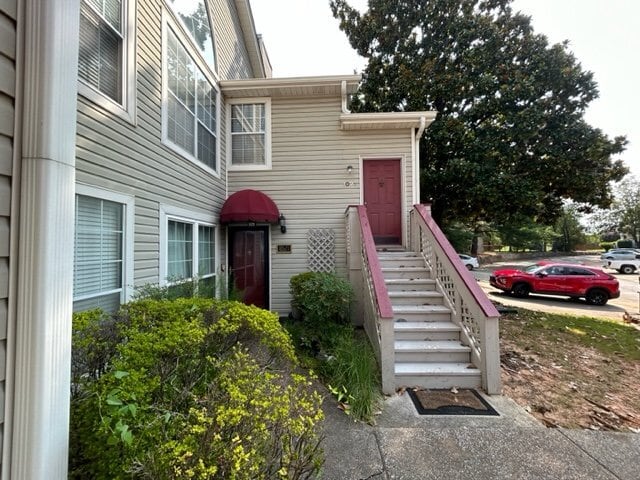 Building Photo - 1023 Stones Throw Dr NW