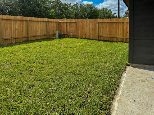 Primary Photo - 12210 Deep Strm Ln