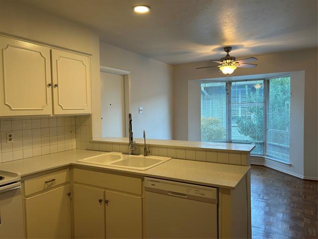 Building Photo - 6357 Diamond Head Cir