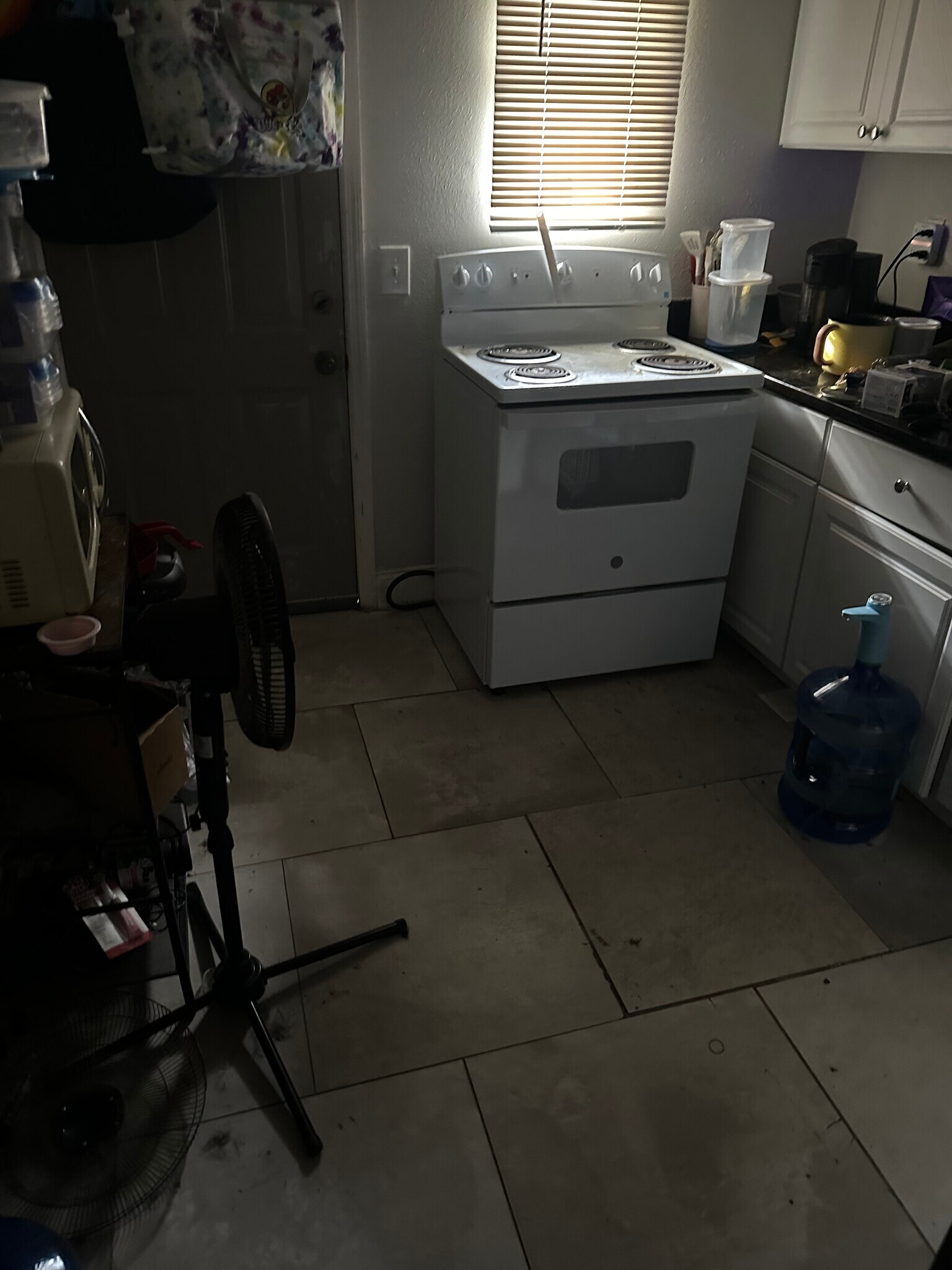 Building Photo - 1245 W 30th St