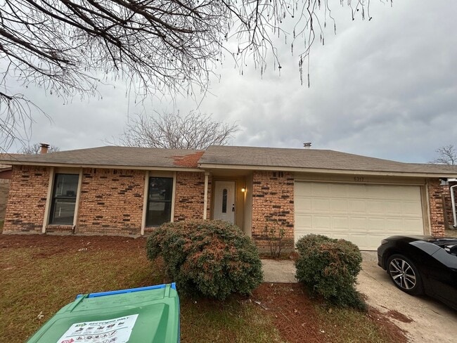 Building Photo - A hassle-free lifestyle