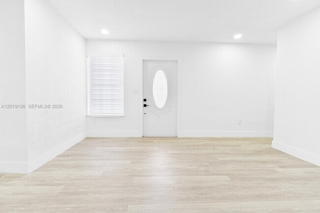 Building Photo - 7884 NW 175th St