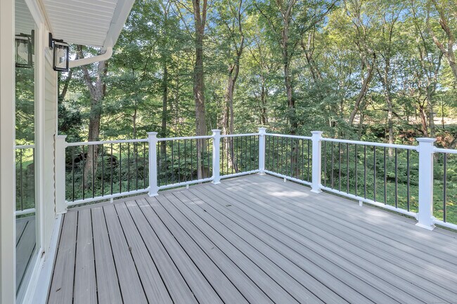 Building Photo - 51 Great Oak Rd