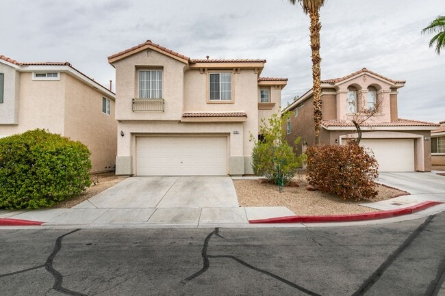 Primary Photo - Beautiful 2-story home featuring 4 bedroom...