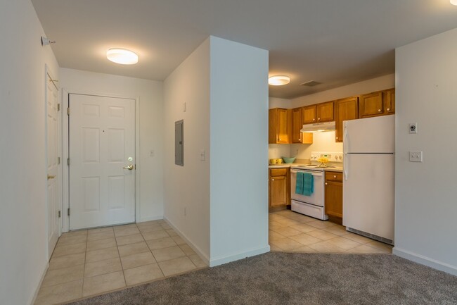 Building Photo - 325 Lime Kiln Rd