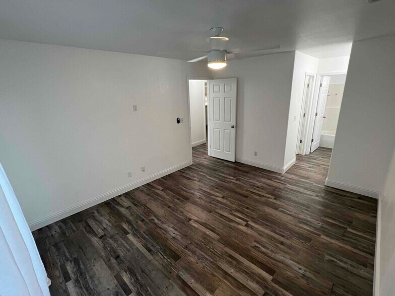 Building Photo - 3820 Snyder St
