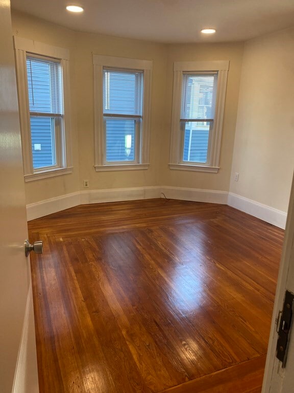 Building Photo - 20 Rhode Island Ave