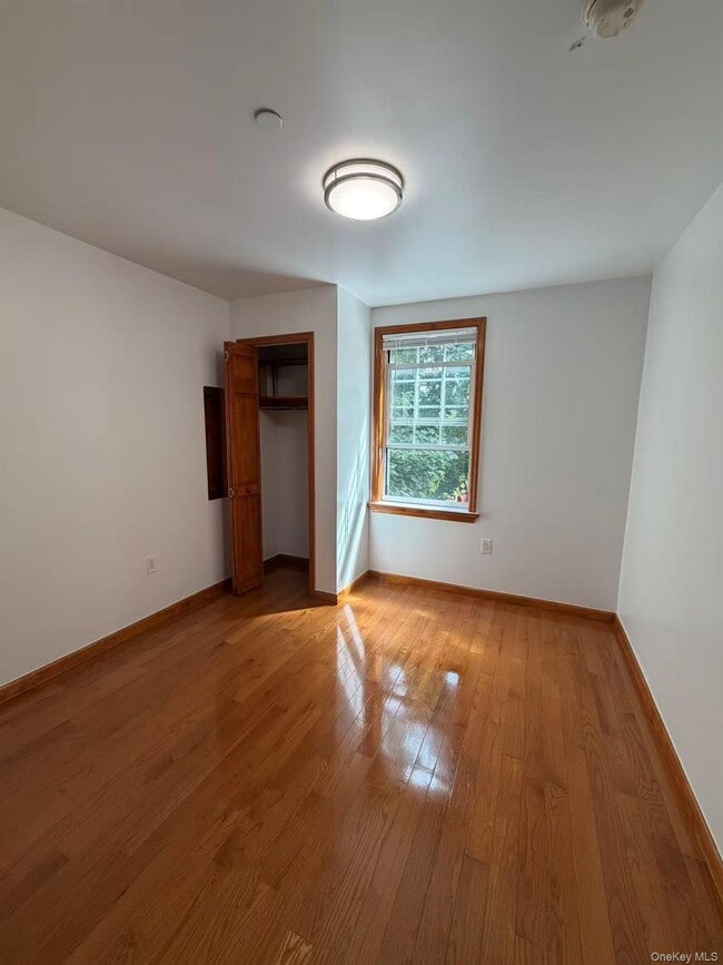 Building Photo - 134-40 58th Ave