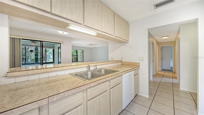 Building Photo - 5010 Barrington Cir