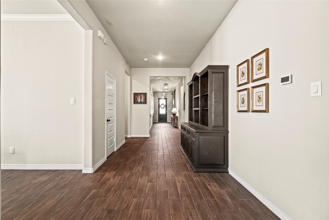Building Photo - 9019 Stanley Oak Dr