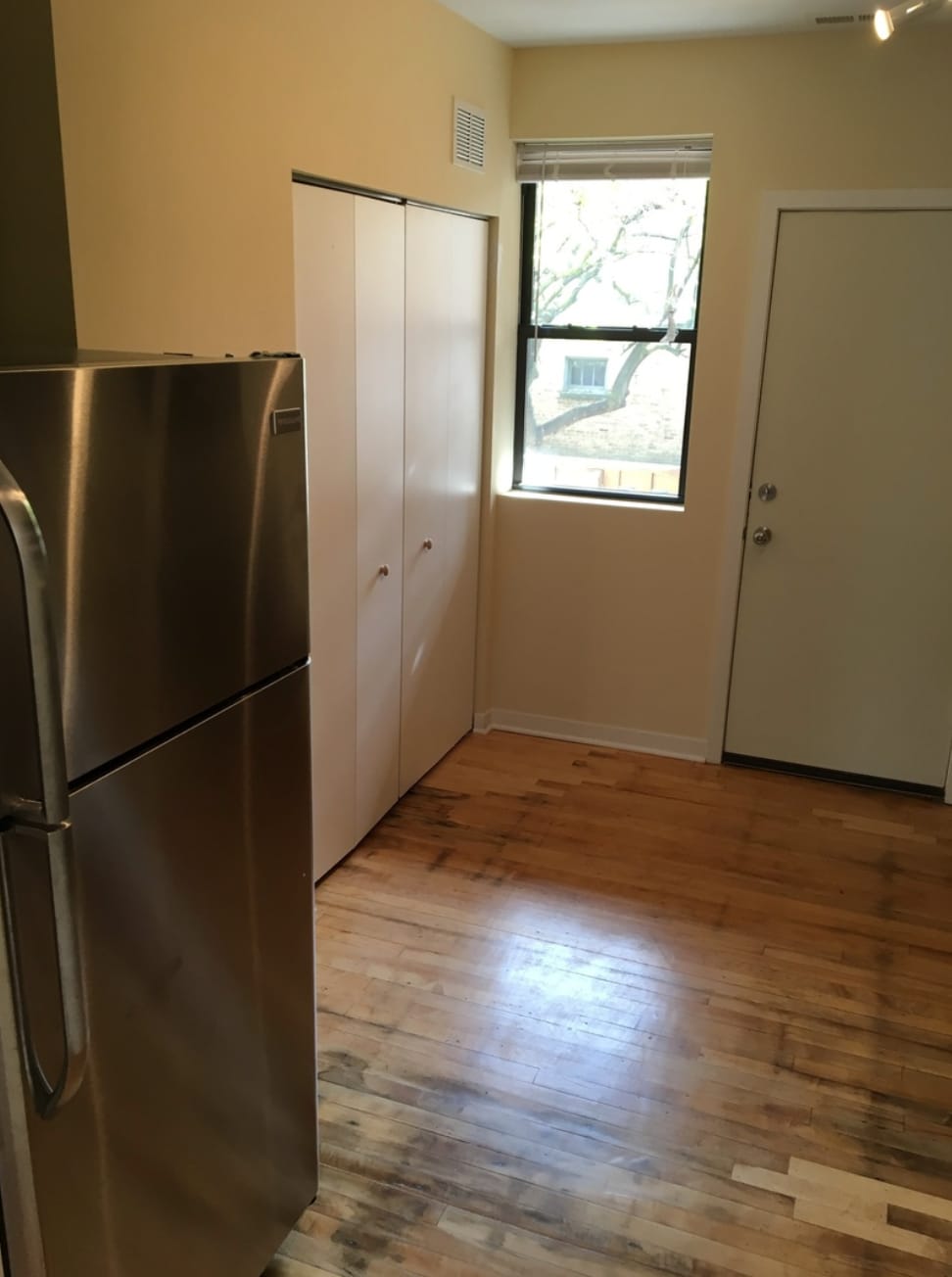 Kitchen - 6603 N Campbell Ave