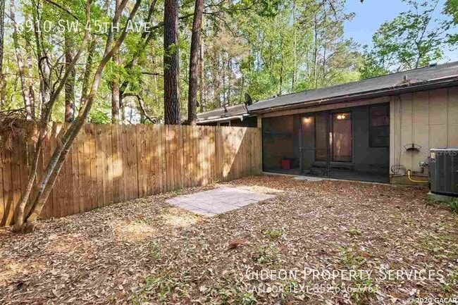 Building Photo - 6910 SW 45th Ave