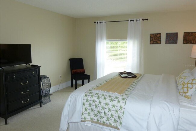 Building Photo - 2700 Bayshore Blvd