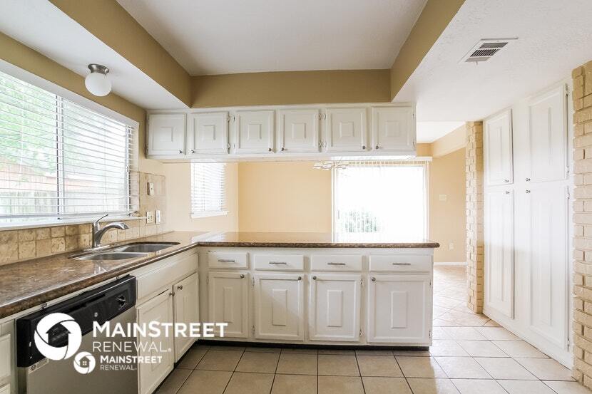 Building Photo - 8510 Cookwood Dr