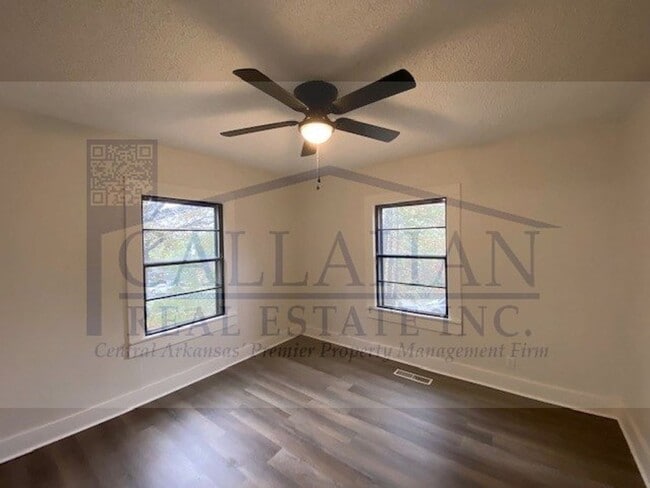 Building Photo - NLR 2 Bedroom Home