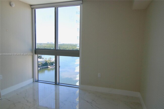 Building Photo - 300 Sunny Isles Blvd