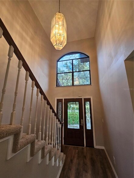 Building Photo - 6539 Brentwood Dr.