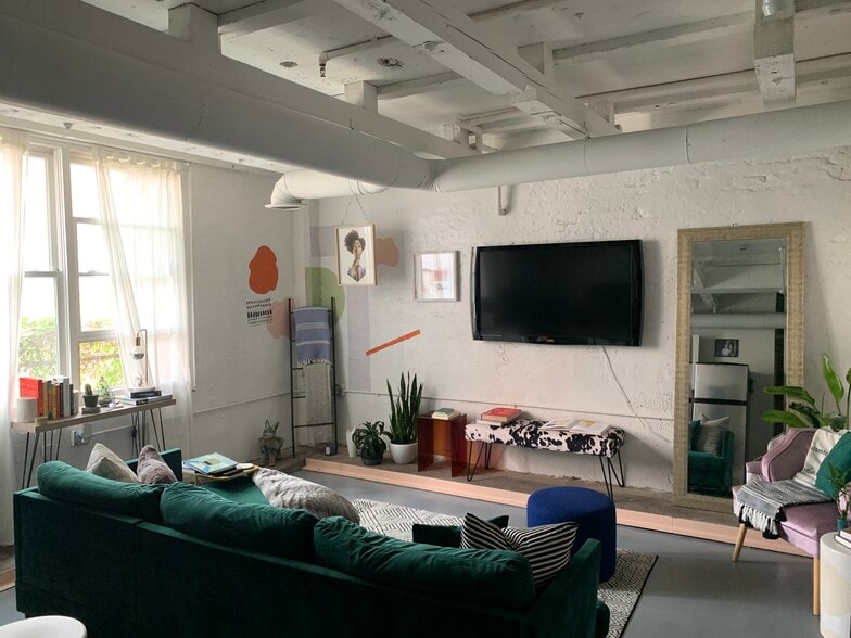 Living Room filled with natural light - 244 Peters St SW