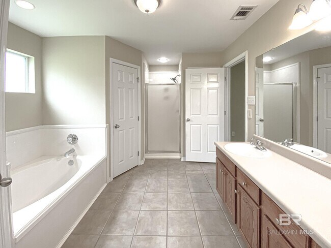 Building Photo - 27450 Hobby Horse Ln