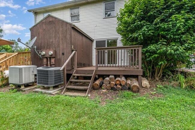 Building Photo - 1133 Nanroc Dr