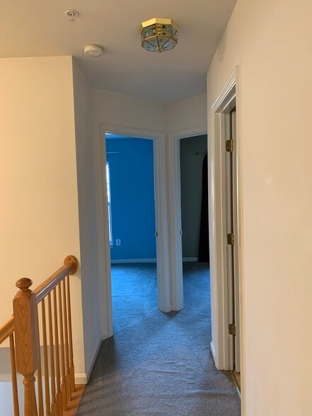 Building Photo - 2589 Carrington Way