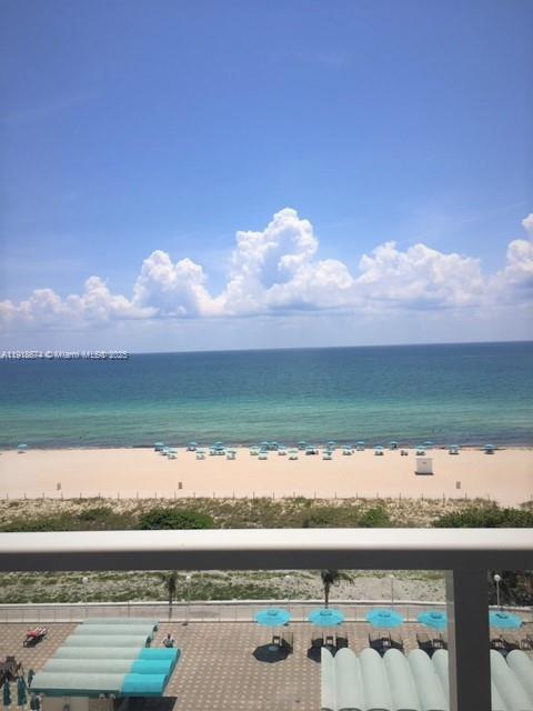 Building Photo - 5701 Collins Ave