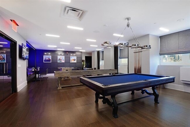 Building Photo - 88 Morgan St