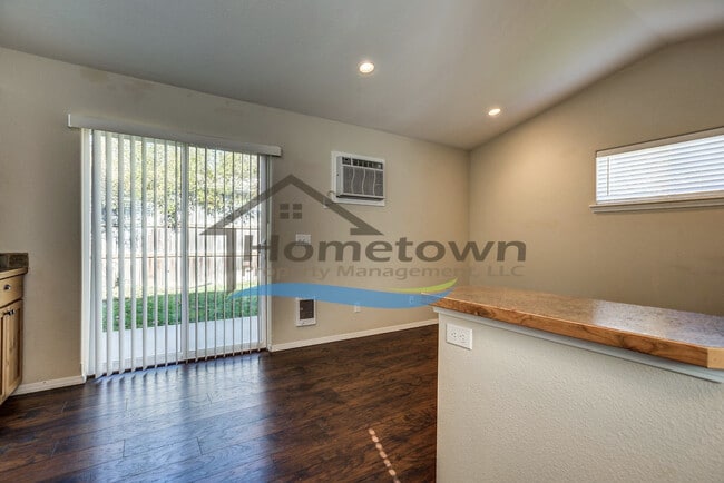 Building Photo - 2894 N Julie Ann Ct