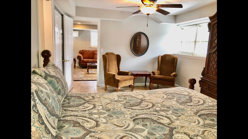 Building Photo - 2840 Bonanza Dr