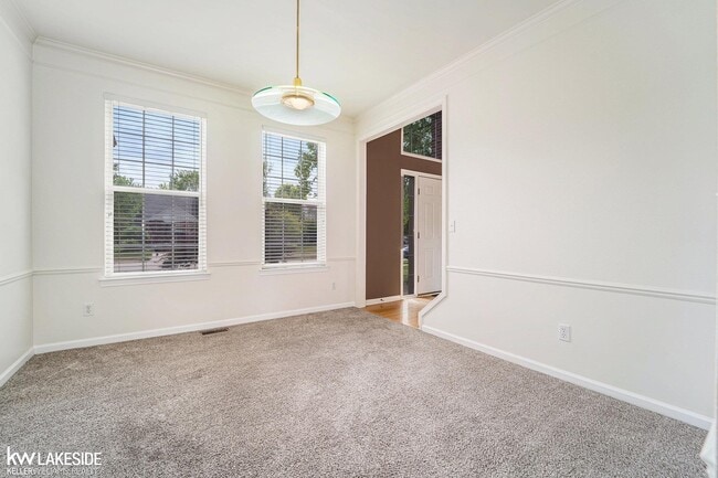 Building Photo - 34681 Giannetti Dr
