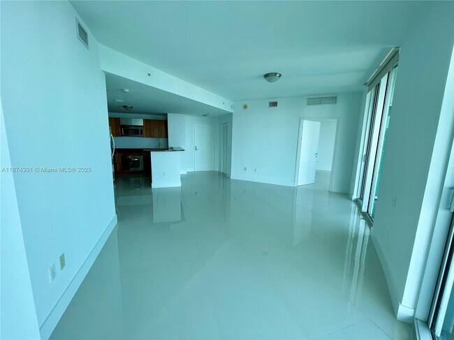 Building Photo - 300 S Biscayne Blvd
