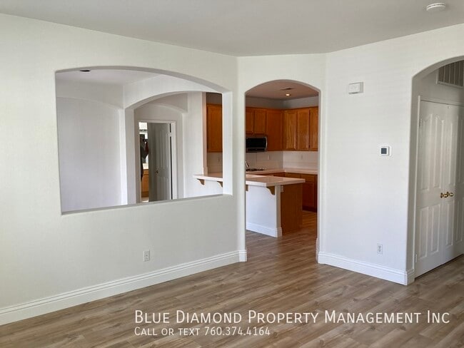 Building Photo - 3771 Carmel View Rd