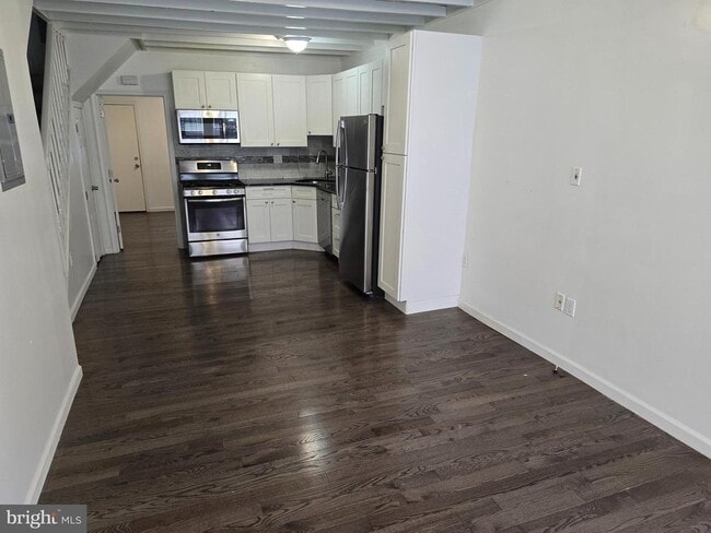 Building Photo - 712 S Randolph St